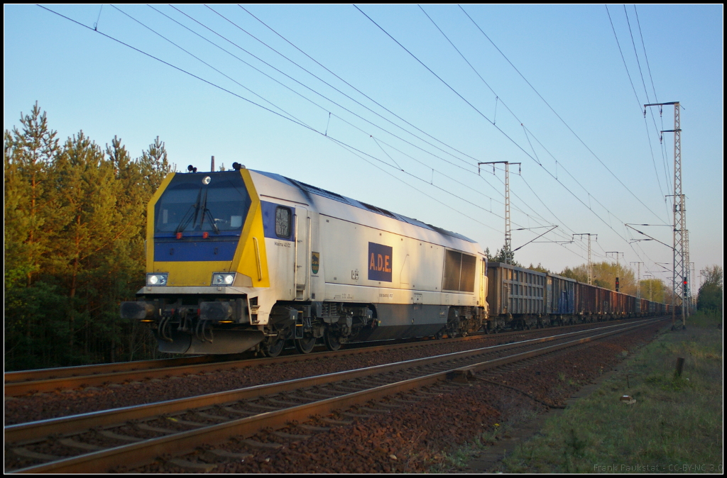 A.D.E. 264 007-6 mit Eaos in Berlin Wuhlheide, 23.04.2015. Gebaut wurde die Lok vom Typ Maxima 40 CC im Jahr 2009 bei Voith und wurde an Ox-traction ausgeliefert (NVR-Nummer 92 80 1264 007-6 D-VTLT)