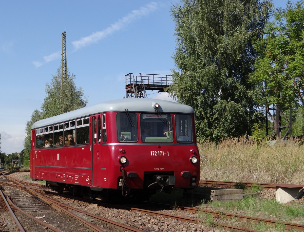 Am 14.09.13 gab es in Chemnitz-Hilbersdorf wieder ein Heizhausfest. Es war das 22. Hier zusehen 172 171 mit dem Zubringer.