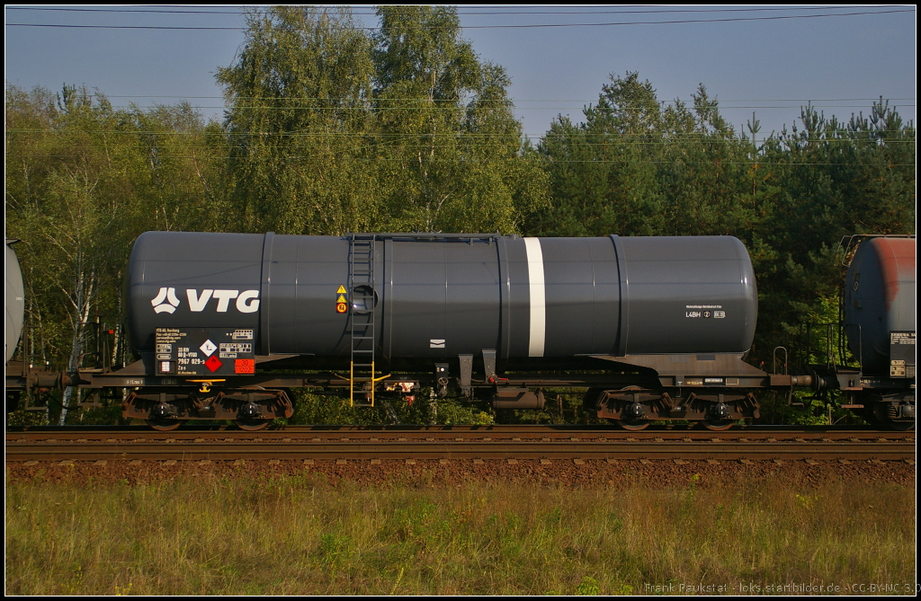 D-VTGD 33 80 7967 029-9 Zas des Vermieters VTG am 16.09.2014 in einem Kesselwagen-Zug in der Berliner Wuhlheide