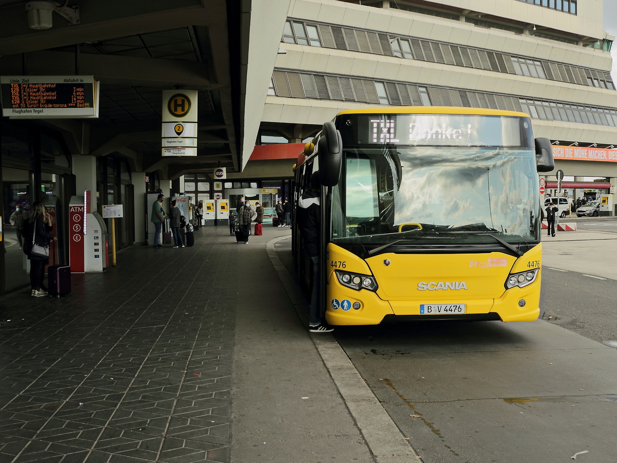 Danke TXL, gesehen an einem Bus der BVG (Scania) am 24. Oktober 2020 am Flughafen Berlin Tegel.