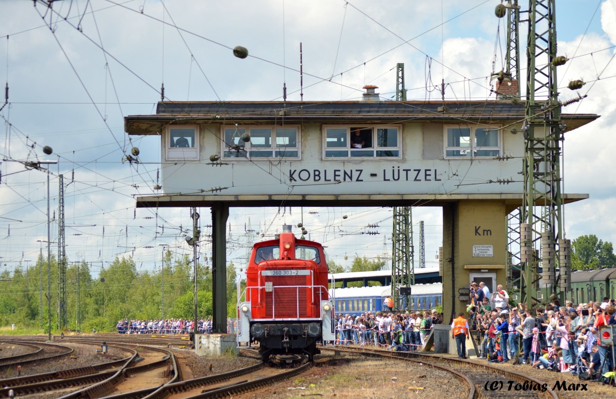 Das Gegenstück zur Ost V60 ist natürlich die West V60. Beim Sommerfest am 13.06.2015 kam als West V60 die 360 303-2.