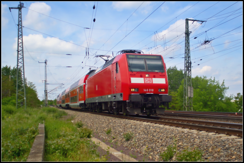 DB 146 018 mit der RB40 Burg (b. Magdeburg) an der Kreuzung Elbbrcke, 21.05.2016