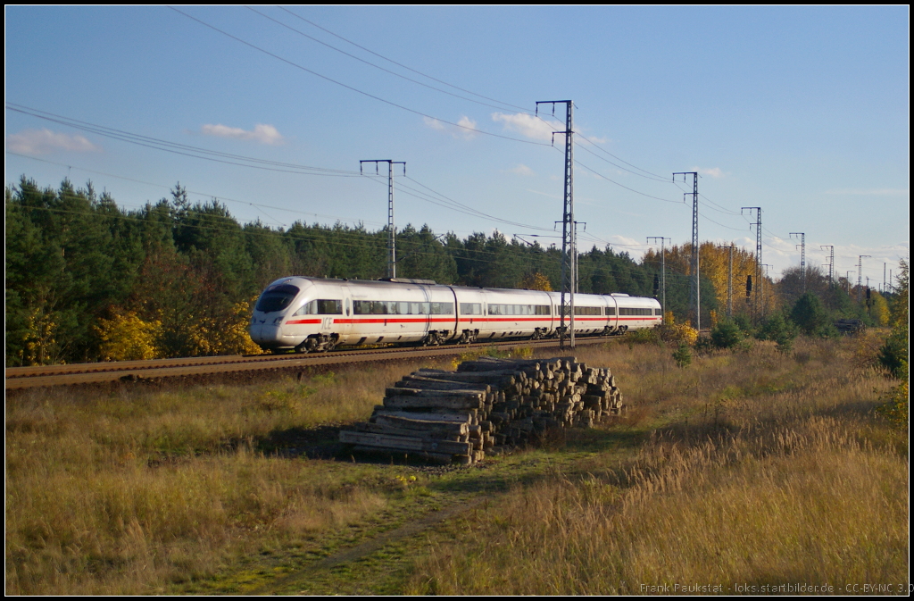 DB Fernverkehr 605 005 als Leerfahrt zum Tanken am 24.10.2013 nach Bln.-Lichtenberg durch die Berliner Wuhlheide