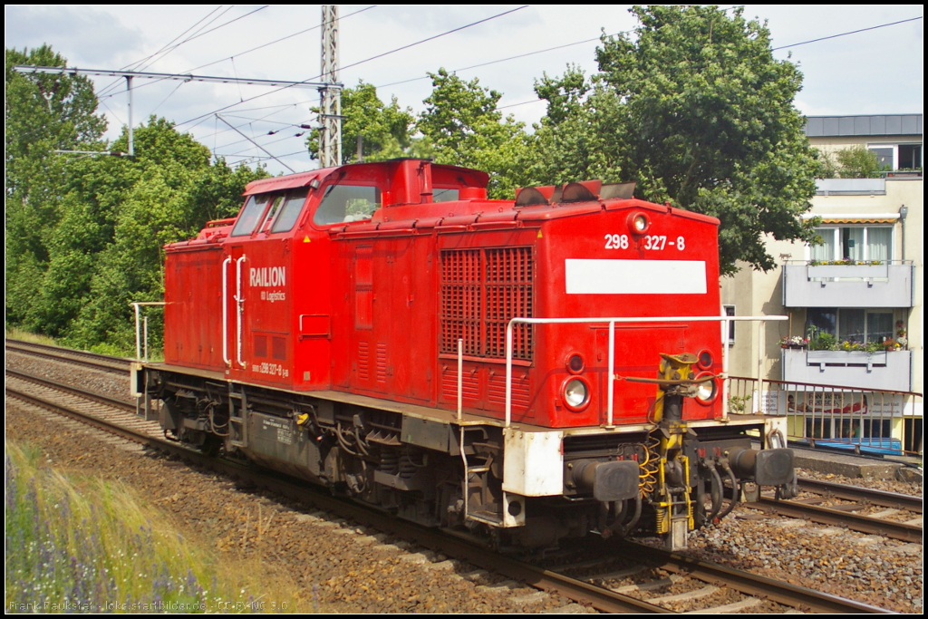 DB Schenker 298 327-8 solo am 16.06.2014 durch Panketal-Rntgental. Gru an den Tf!