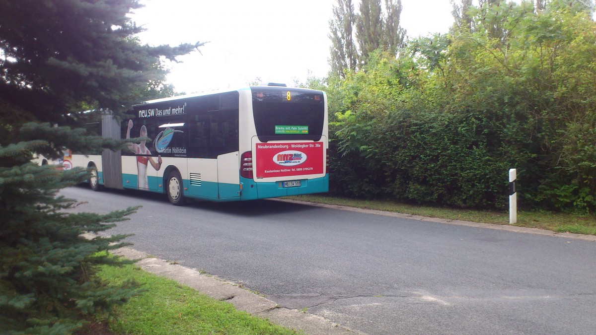 Der Citaro NB SW 588...und noch das heck des Citaro mit seiner MMZ Werbung wo es zu finden ist in Neubrandenburg