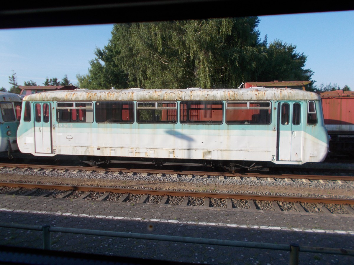 Der ehemalige auf Erdgas umger�stete 972 201,am 02.August 2015,abgestellt in Zinnowitz.