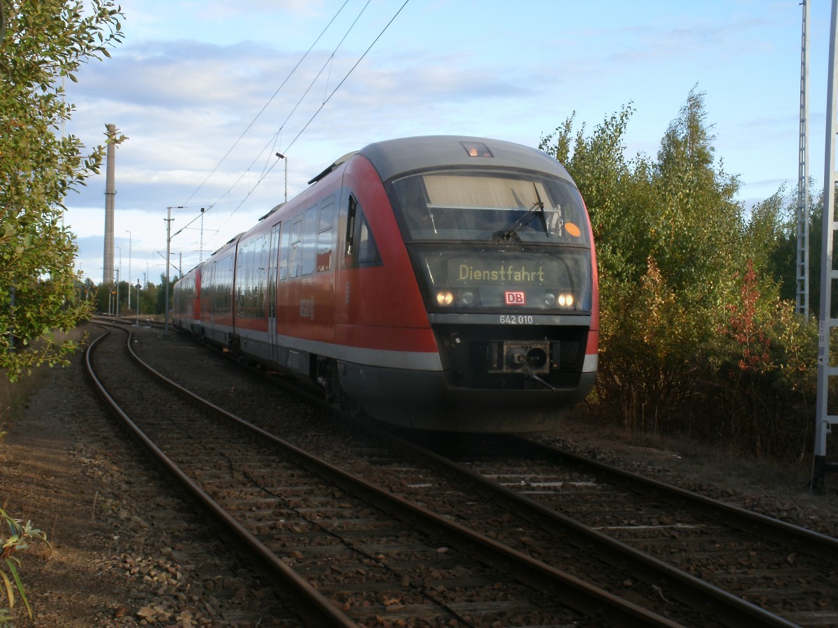 Die beiden Erfurter Desiro`s 642 010 und 642 011,am 01.Oktober 2013,in Mukran.