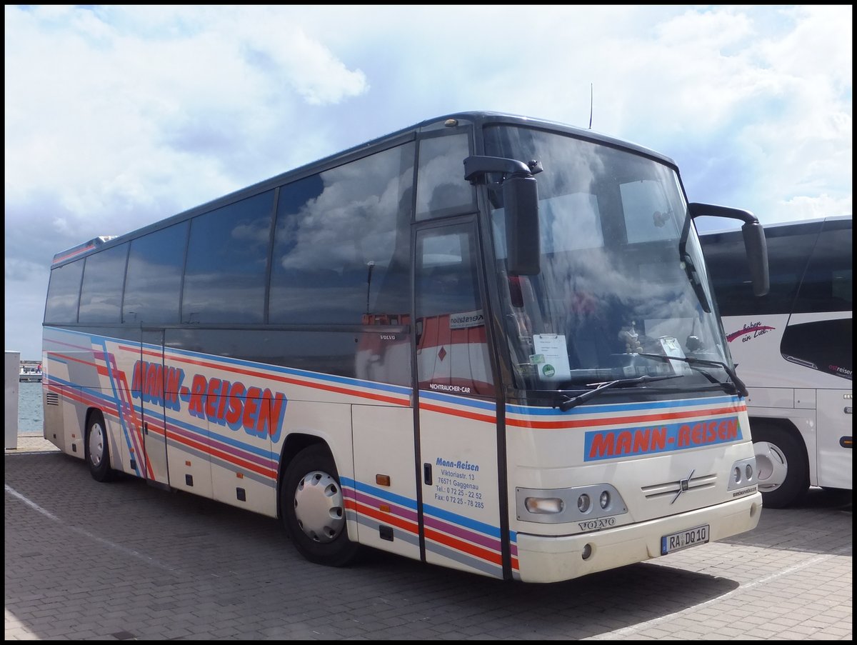 Drögmöller-Volvo B12-600 von Mann-Reisen aus Deutschland im Stadthafen Sassnitz.