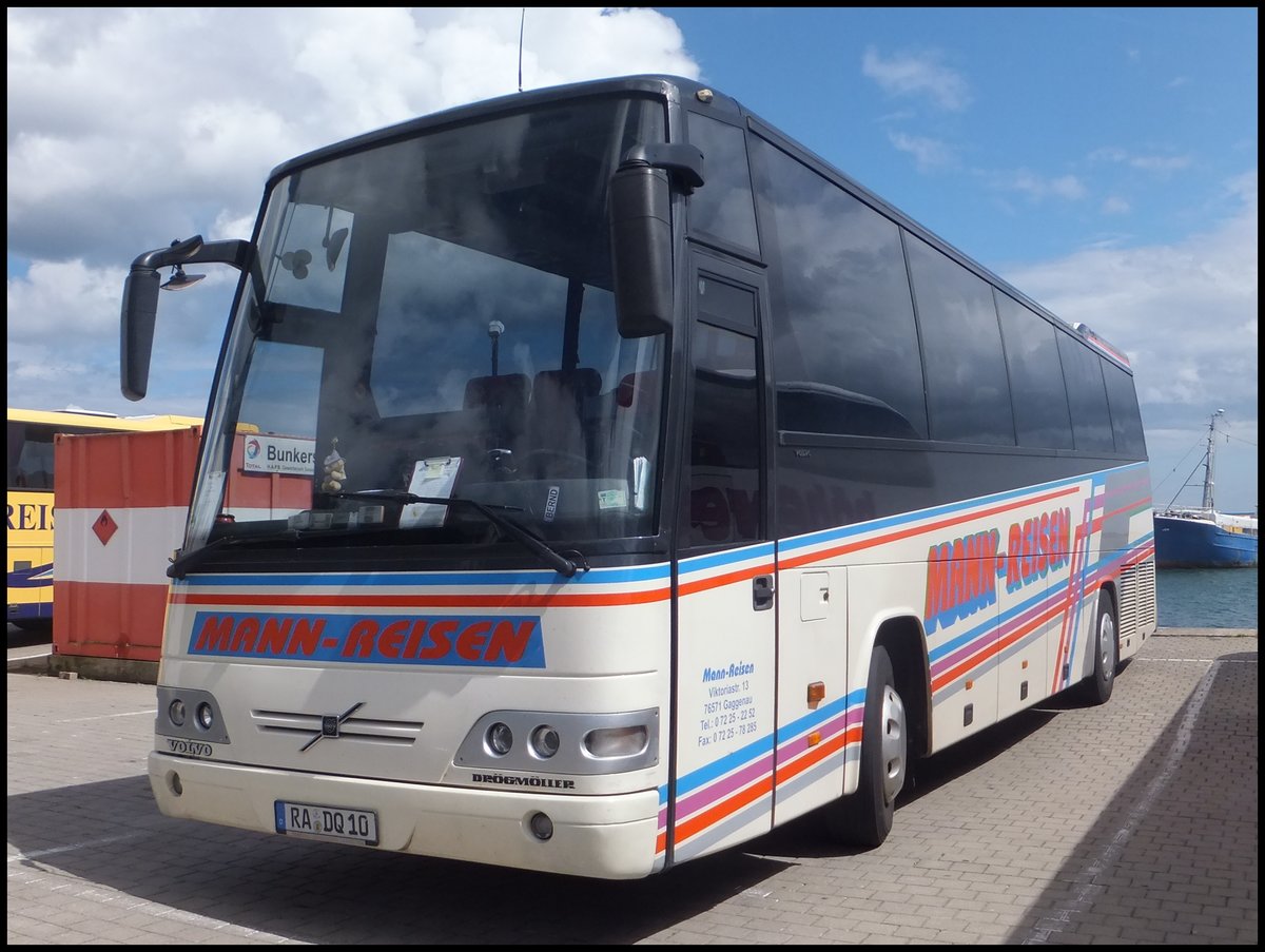 Drögmöller-Volvo B12-600 von Mann-Reisen aus Deutschland im Stadthafen Sassnitz.