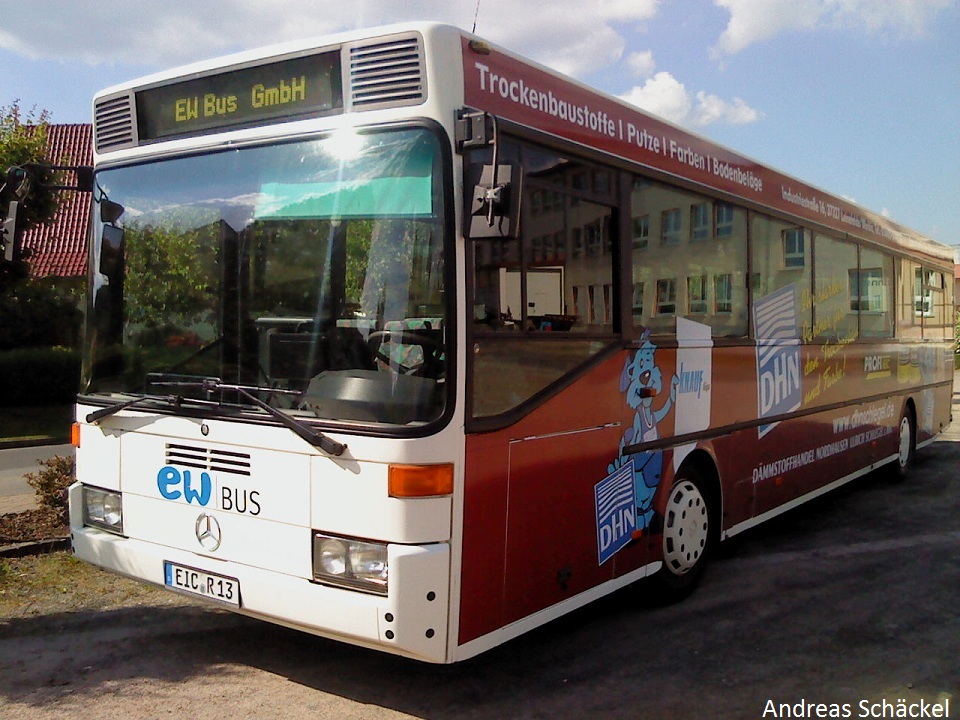 EIC R 13 MB O407 der EW Bus GmbH auf dem Abstellplatz in Pfaffschwende