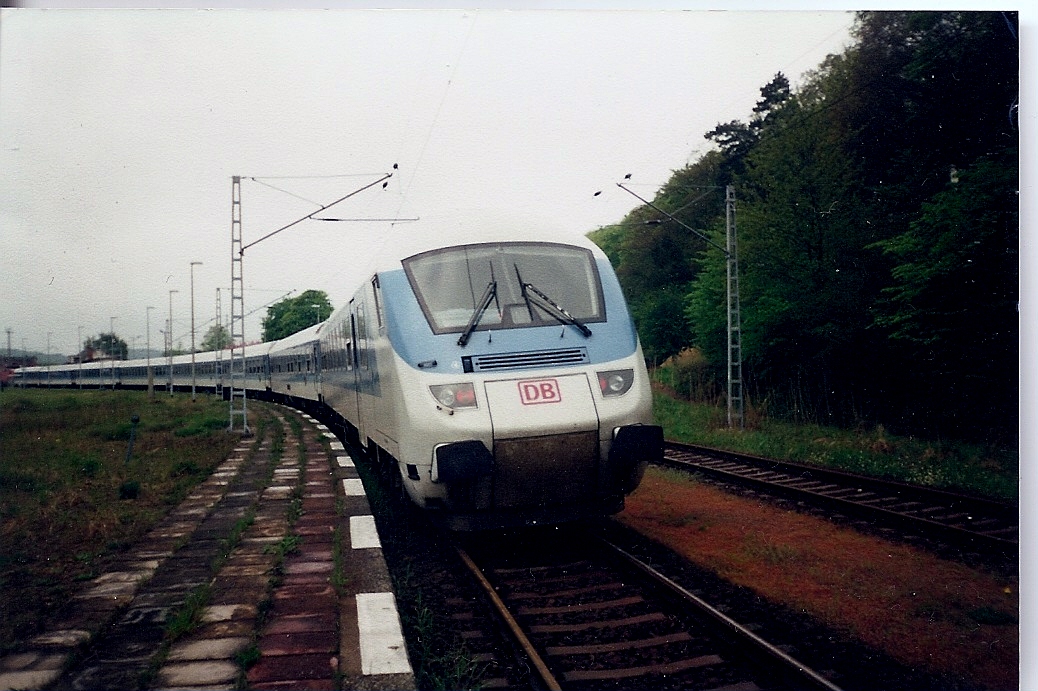 Ein InterRegio Leerpark in Lietzow.