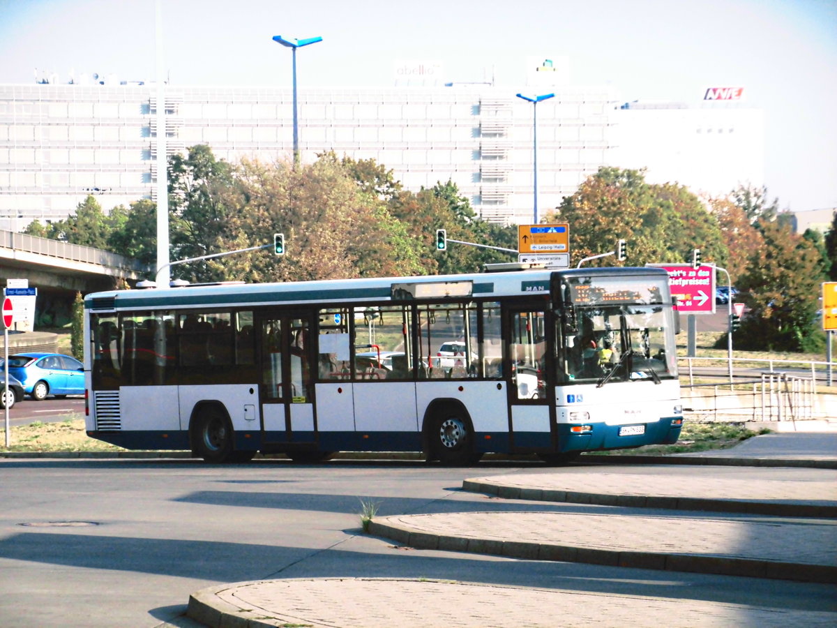 Ein MAN auf ZOB in Halle/Saale am 6.9.18