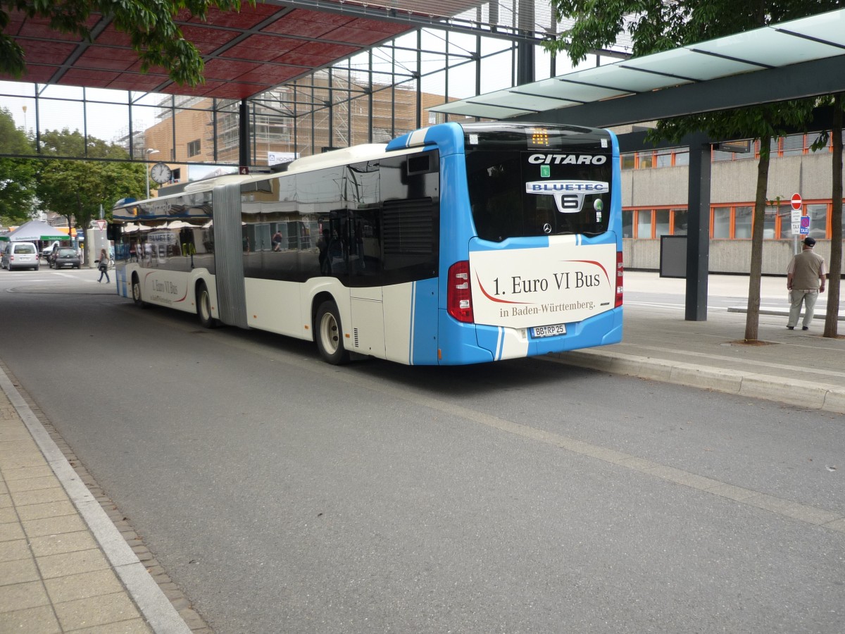 Ein neuer MB-Citaro C2 der Fa. Pflieger im ZOB in Bbluingen