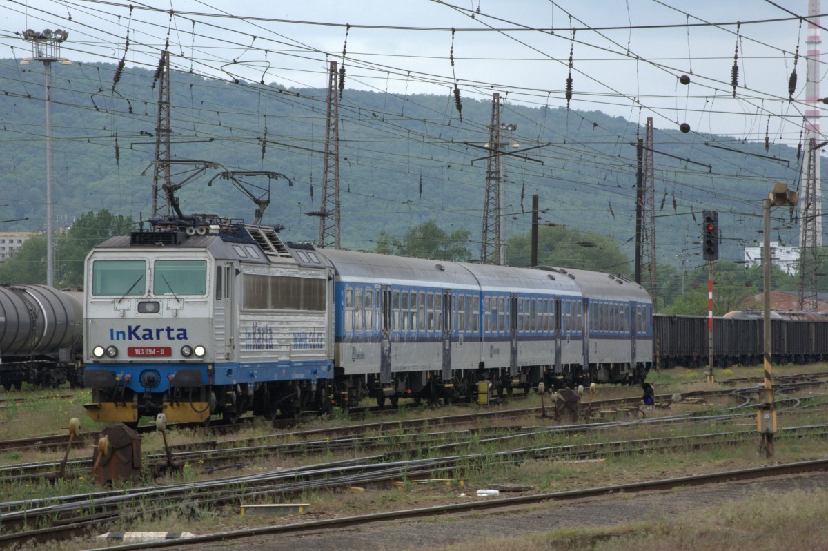 Ein Schnellzug der CD bereitgesetellt in Usti nad Labem zapad.13.05.2014 09:44 Uhr