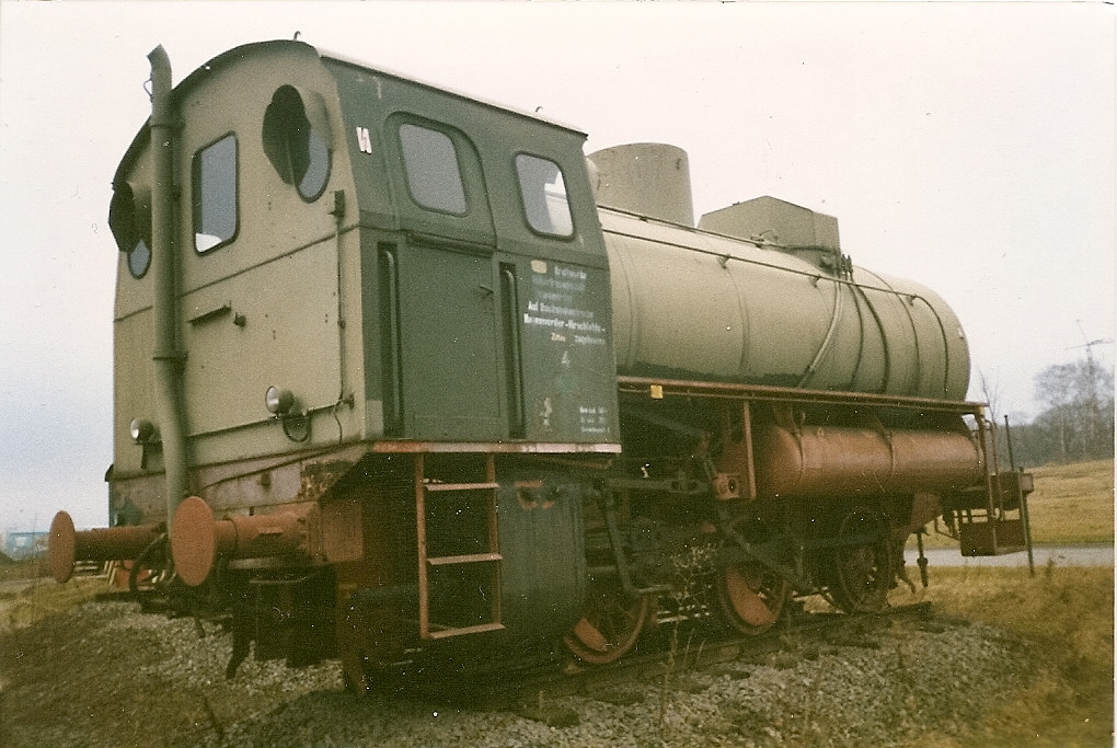 Eine Dampfspeicherlok abgestellt in Zittau.