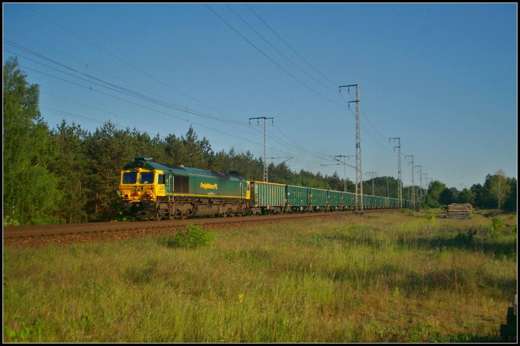 Freightliner PL 66003 / 3650 002-0 fuhr mit den firmeneigenen Eanos-Wagen am 27.05.2017 durch die Berliner Wuhlheide