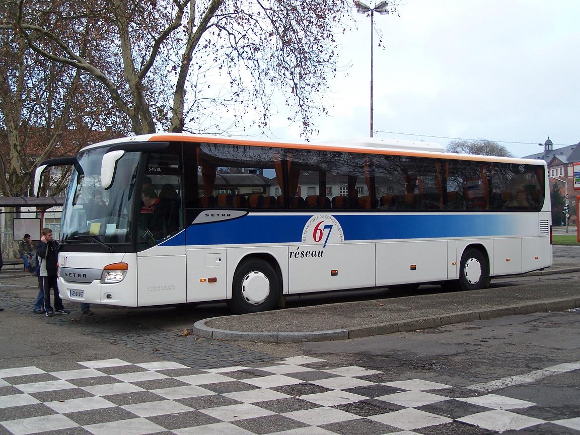 Haguenau - 18. Dezember 2006 : Setra S 415 UL der Firma Mugler im Reseau 67 Design