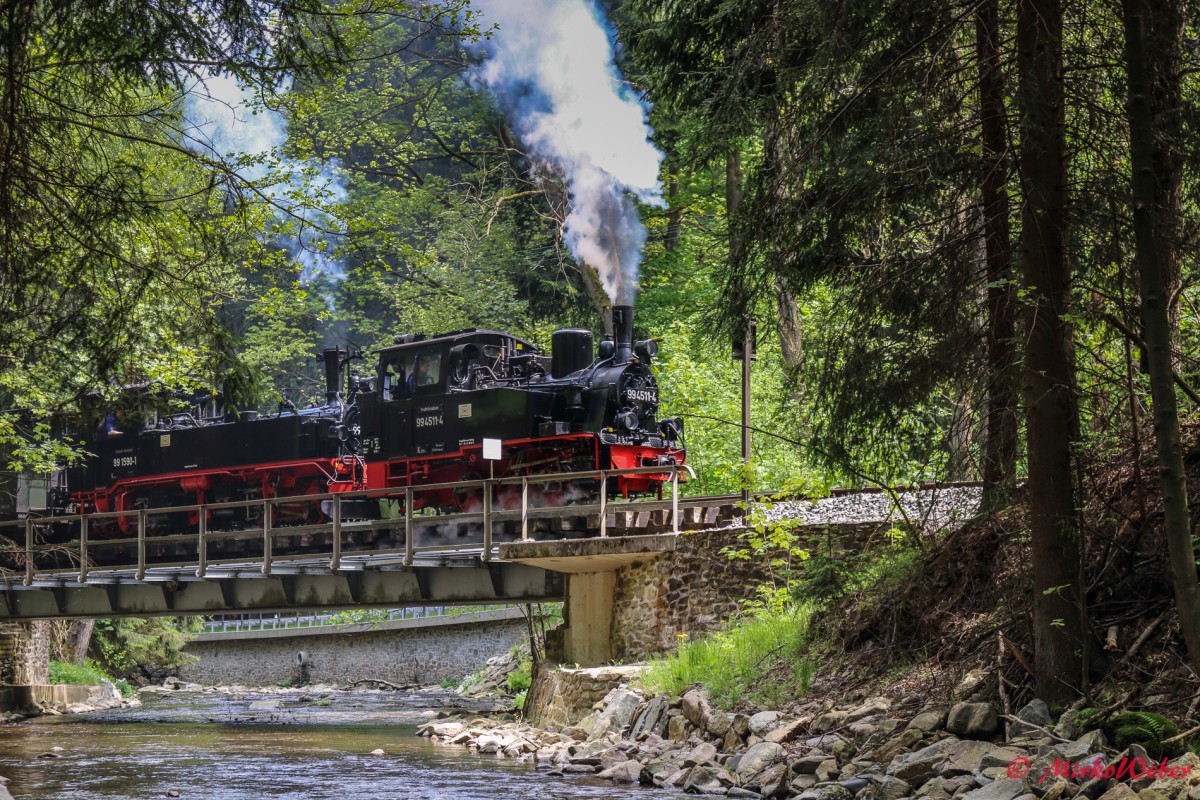 Hier sind wir am Haltepunkt Gegentrum Stollen, der Fotopunkt hier ist etwas Schierig und nicht ganz ungefhrlich zu erreichen, es droht das abrutschen auf den glatten und glitschigen Steinen im Bachbett. 
23.05.2015