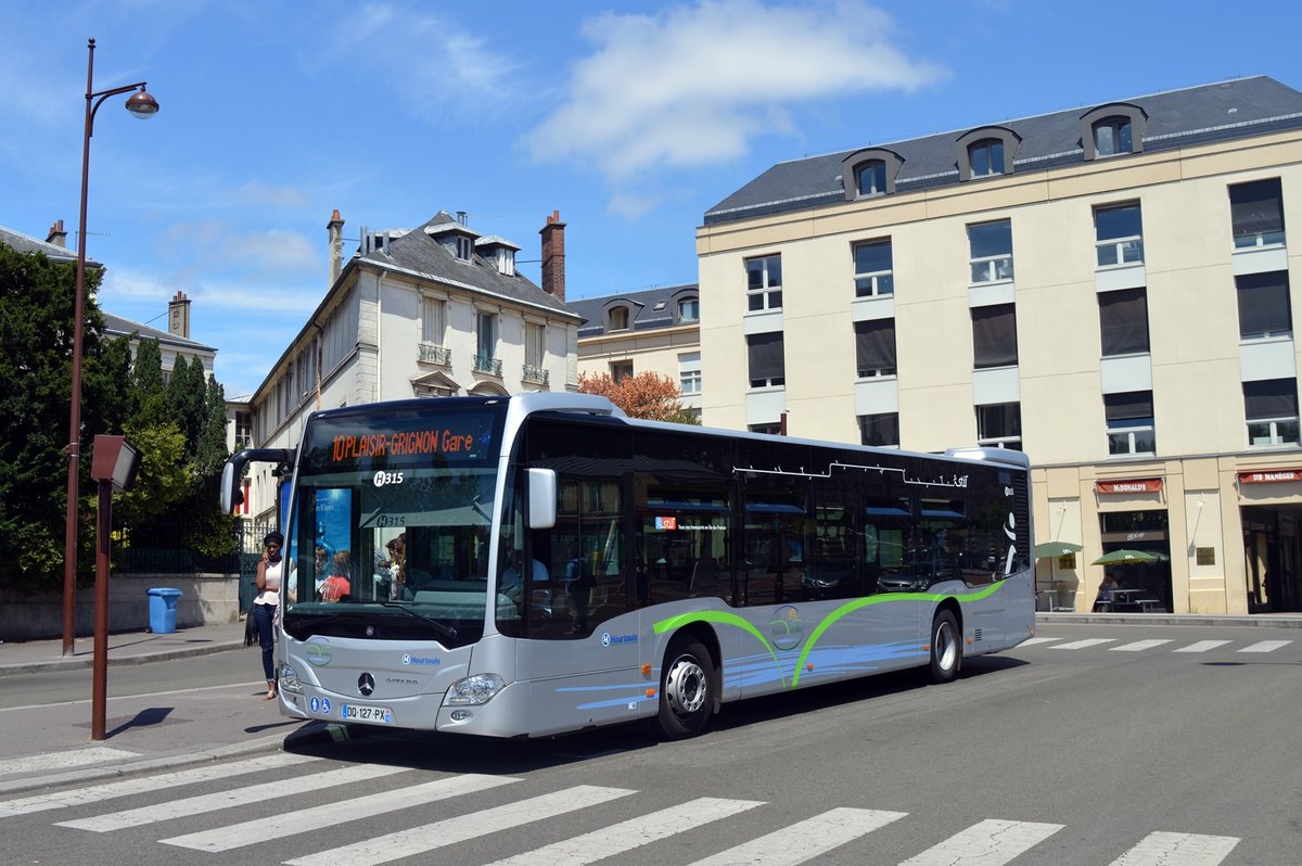 Hourtoule Citaro 2 WN H315 als Linie 10 bei der Haltestelle Place Lyautey, 17.07.2015
