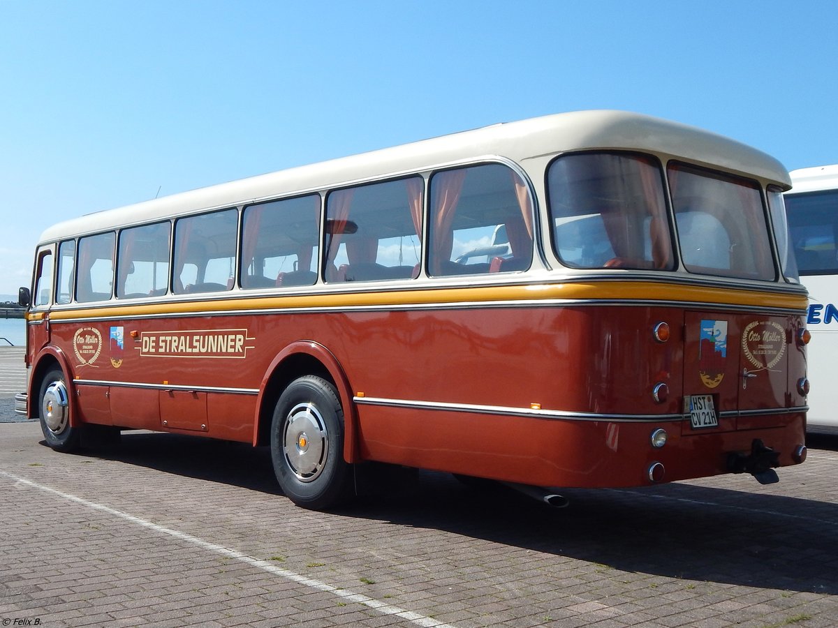 IFA H6B von De Stralsunner aus Deutschland im Stadthafen Sassnitz.