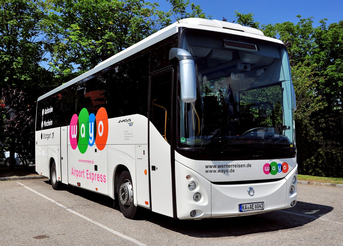 IRISBUS EVADYS HD von WERNER Reisen am 29.5.2013 in Krems gesehen.