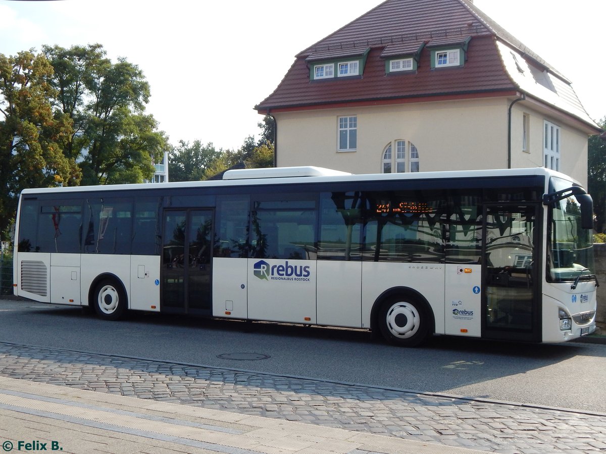 Iveco Crossway von Regionalbus Rostock in Güstrow.