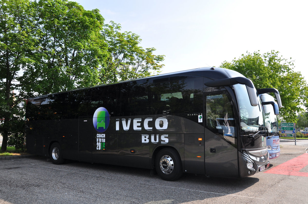 IVECO Magelys aus der BRD in Krems gesehen.