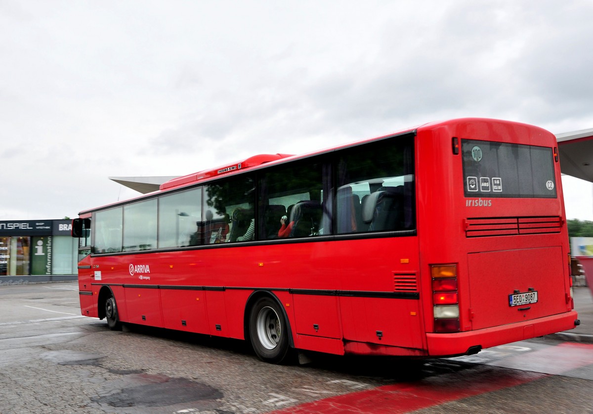 Karosa LC 956 von Arriva Reisen aus der CZ am 20.5.2015 in Krems.