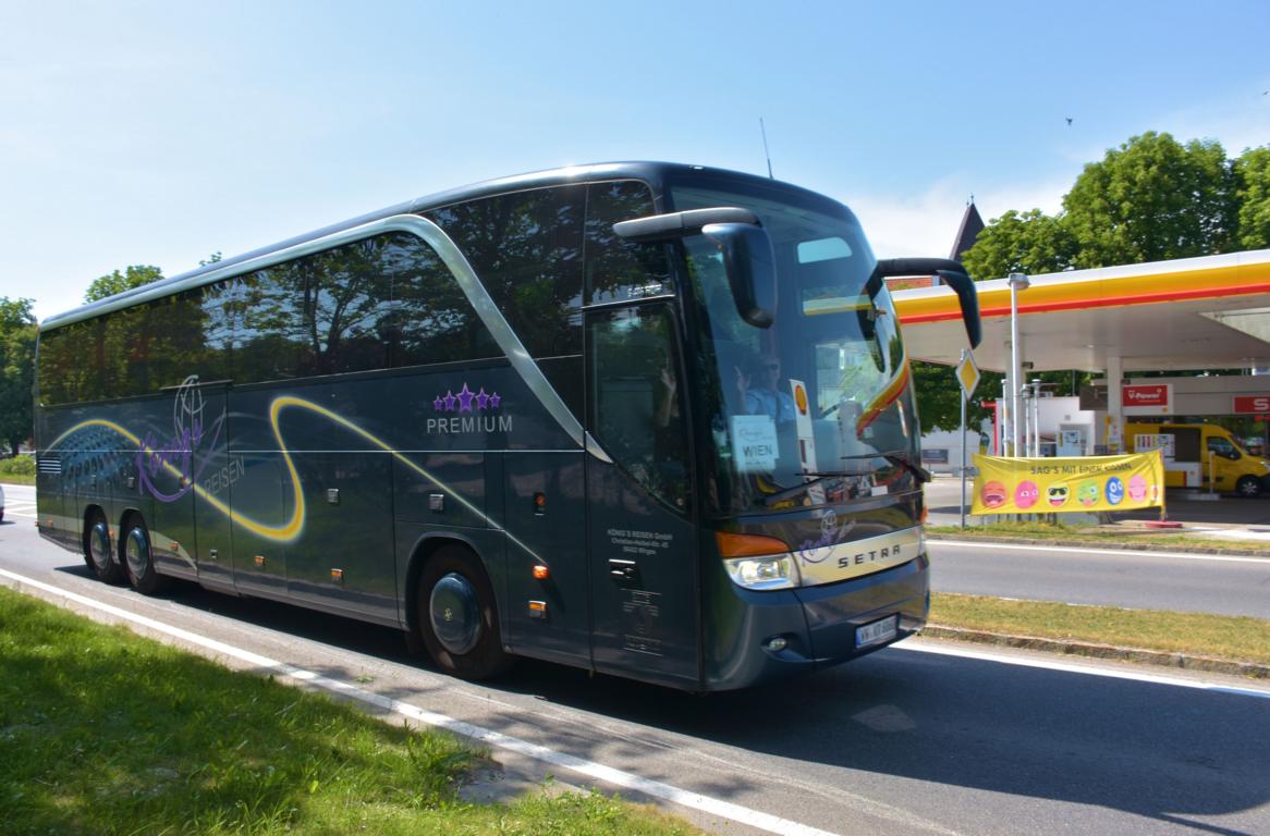  Kniglich  ausgestatteter Setra 416 HDH von KNIG Reisen aus der BRD in Krems.LG von mir!