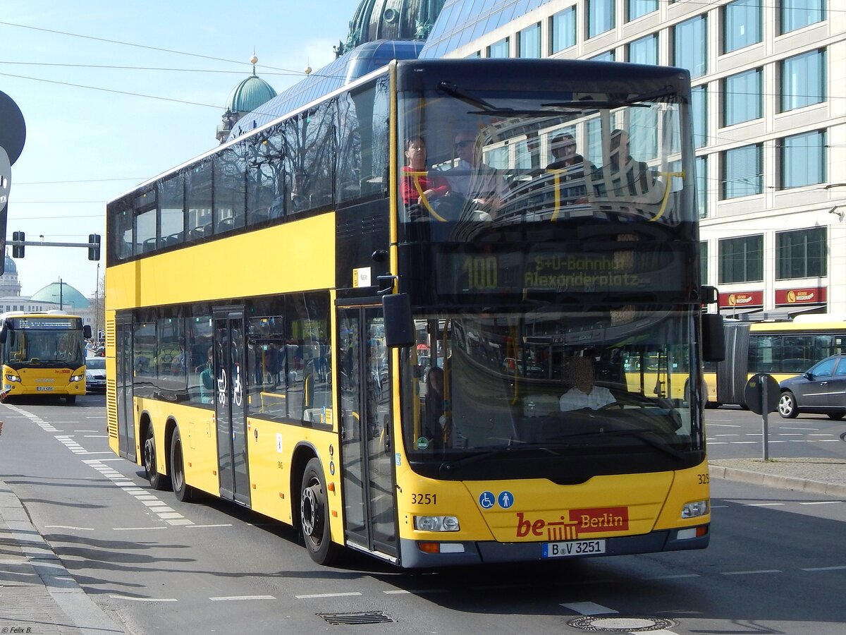 MAN Lion's City DD der BVG in Berlin.