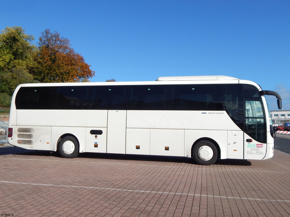 MAN Lion's Coach von Bach-Tours aus Deutschland im Stadthafen Sassnitz.