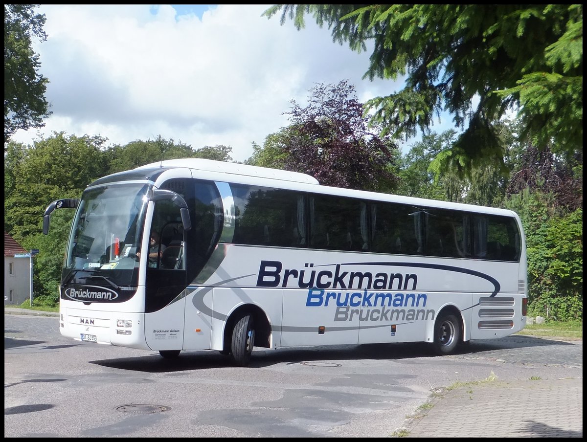 MAN Lion's Coach von Brückmann aus Deutschland in Bergen. 
(Man achte auf den Außenspiegel :D)