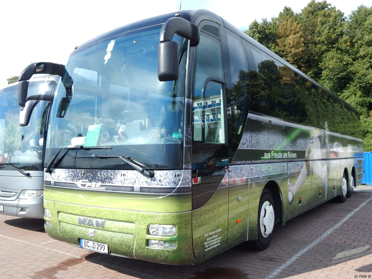 MAN Lion's Coach von Ertl aus Deutschland im Stadthafen Sassnitz. 