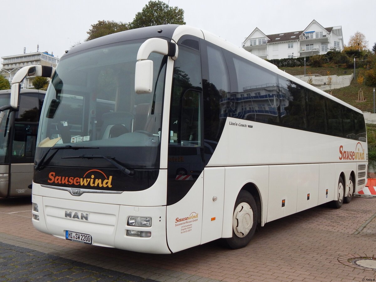 MAN Lion's Coach von Sausewind aus Deutschland im Stadthafen Sassnitz.