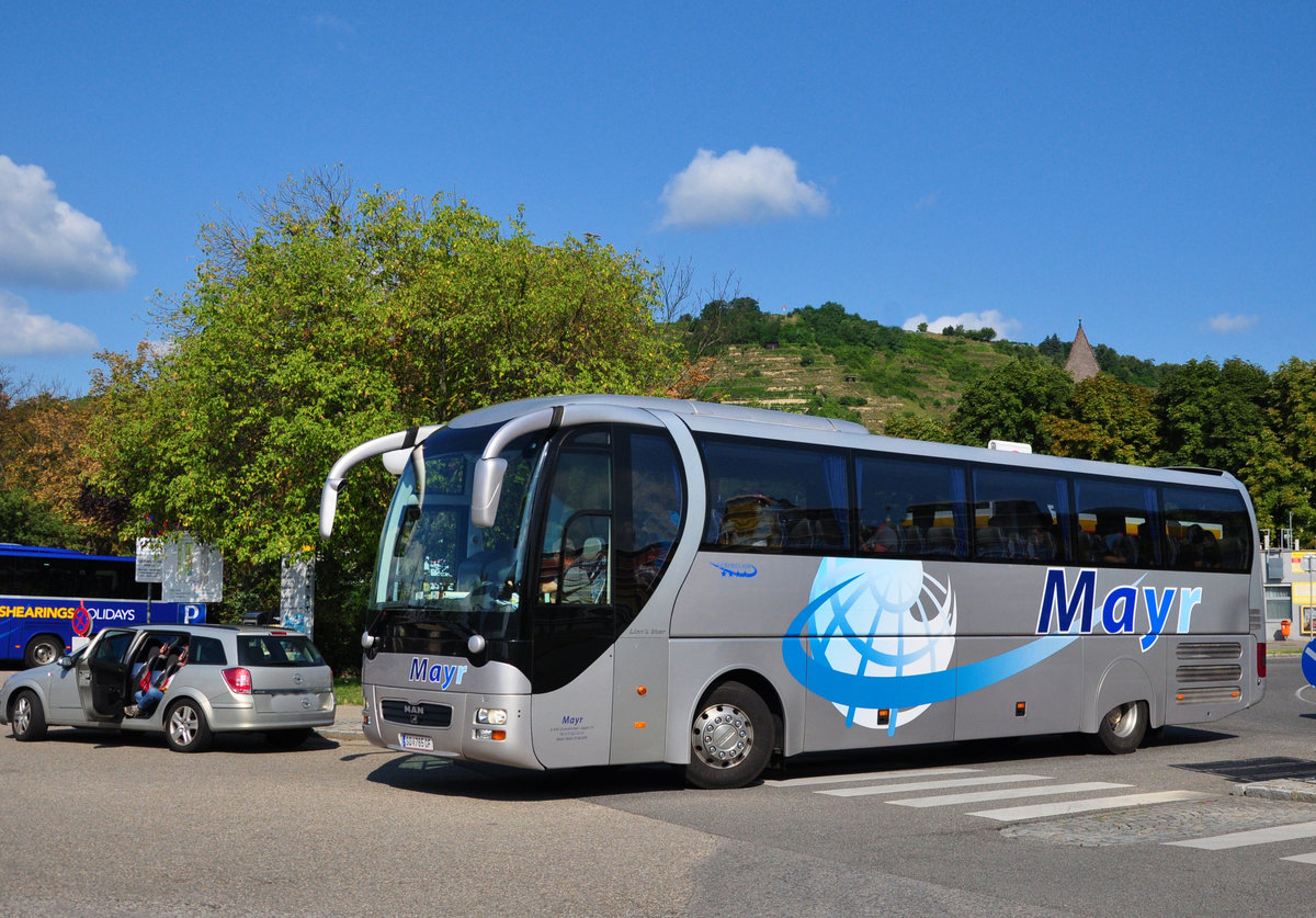 MAN Lions Star von Mayr Reisen aus sterreich in Krems gesehen.