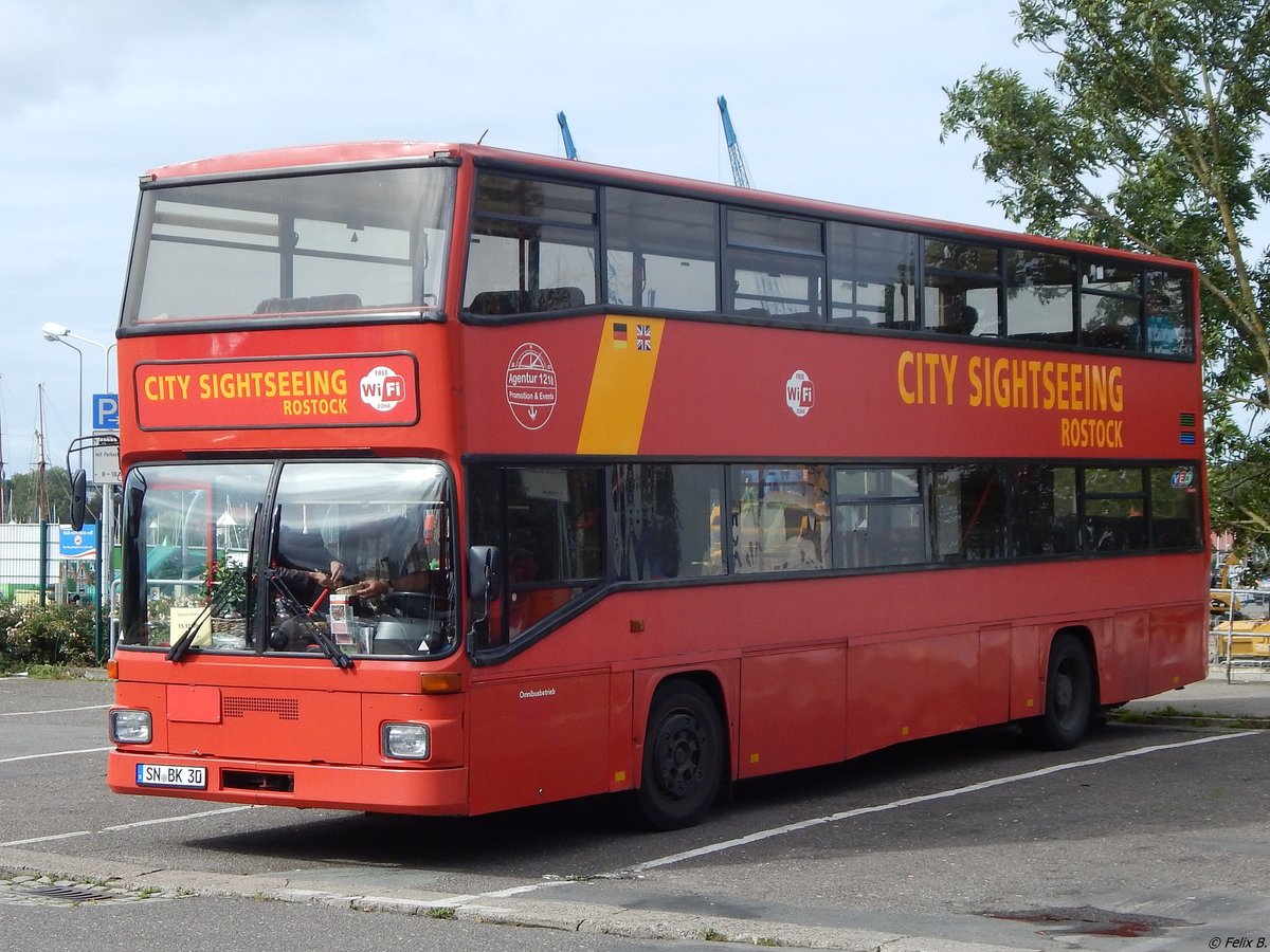 MAN SD 202 von Bus Kontor GmbH in Rostock.