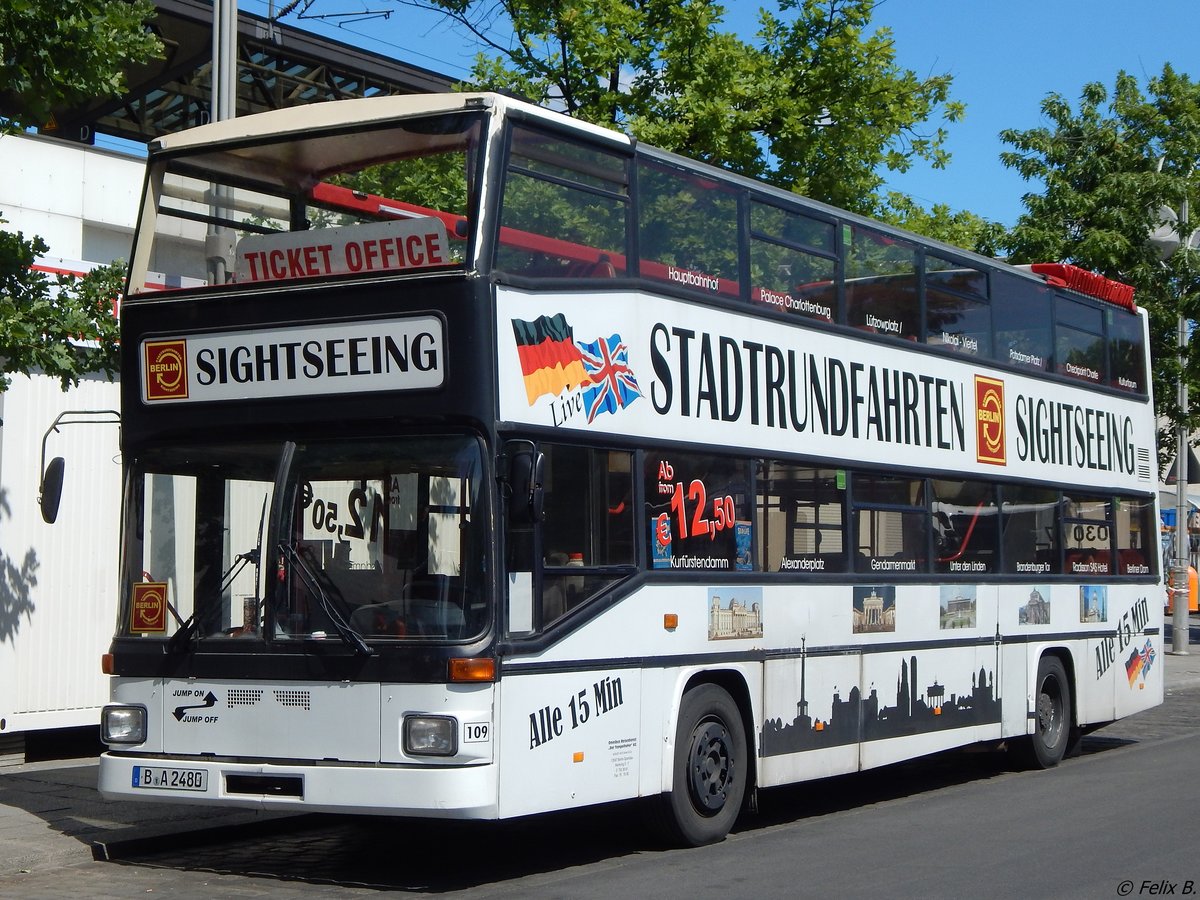 MAN SD 202 von Der Tempelhofer aus Deutschland in Berlin.