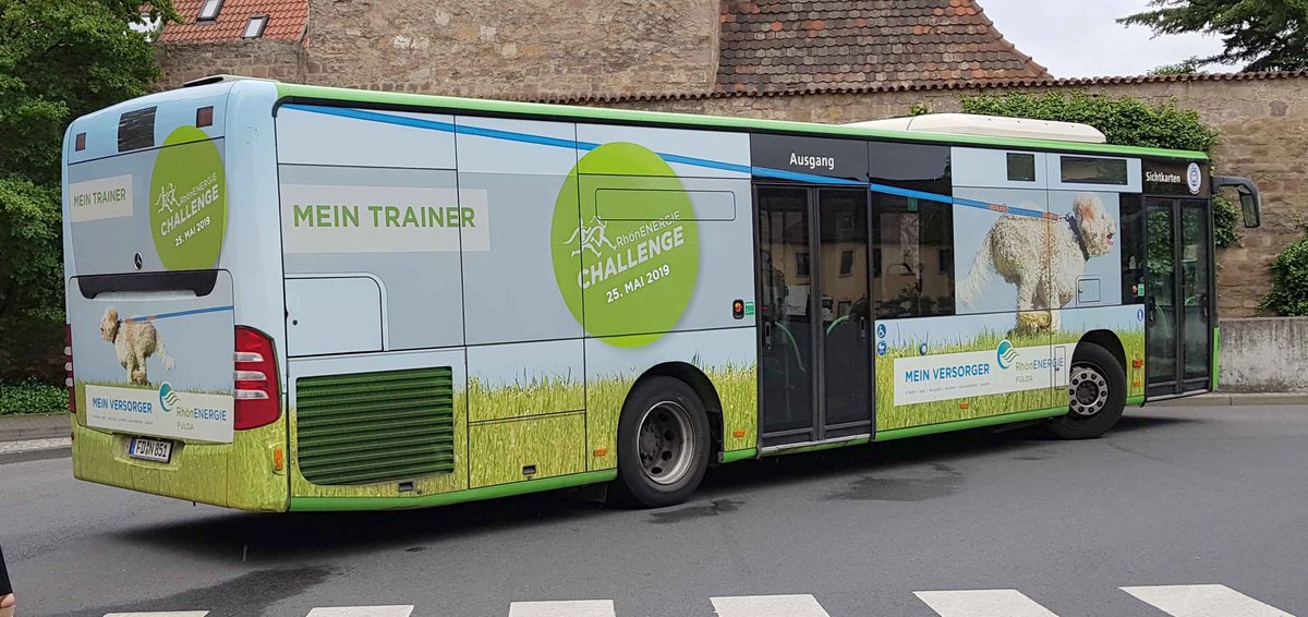 =MB Citaro der RhönEnergie steht im Juni 2019 am Busbahnhof in Fulda