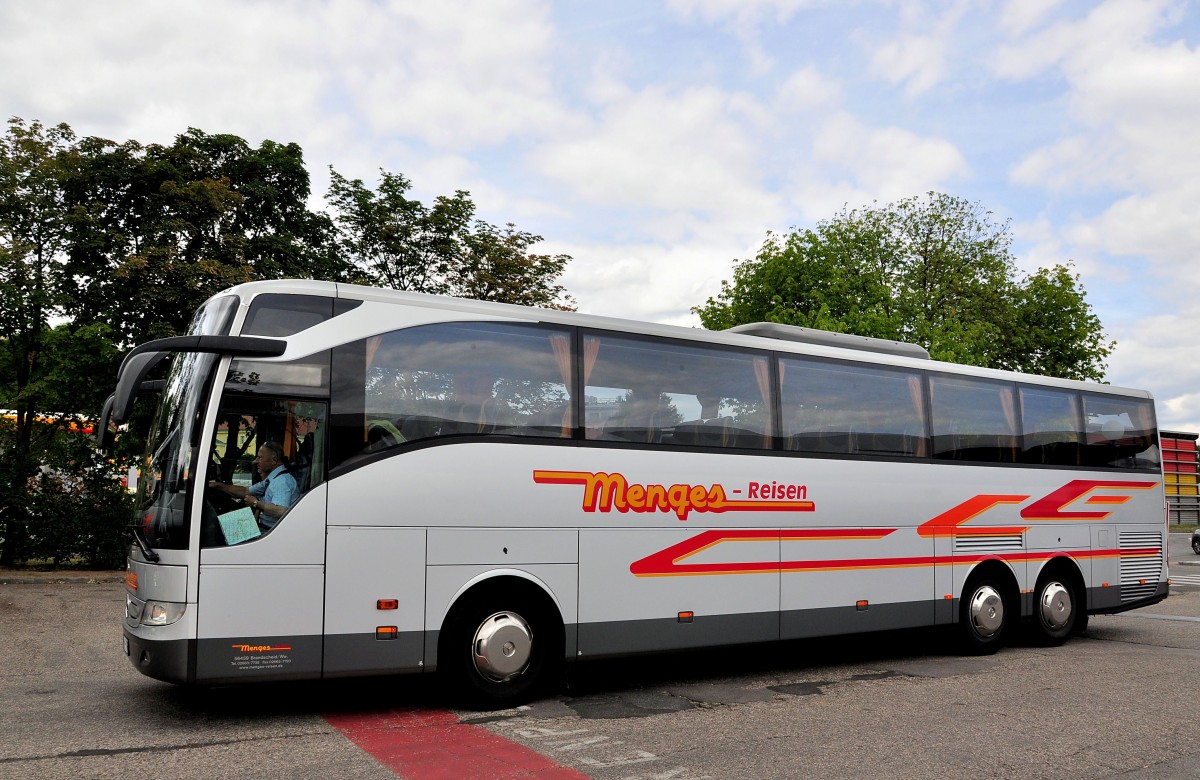 Mercedes Benz Tourismo von Menges Reisen aus Deutschland am 21.Juni 2014 in Krems.