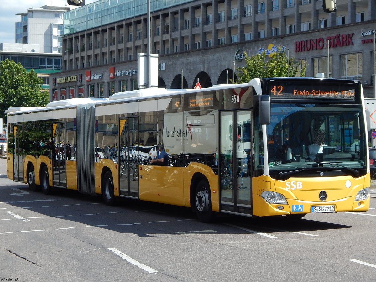 Mercedes CapaCity der SSB in Stuttgart.