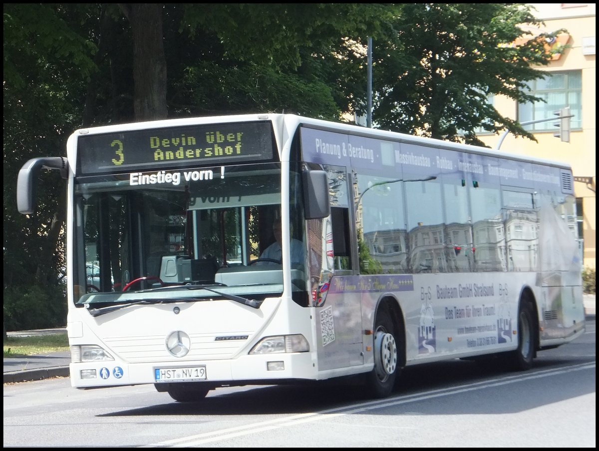 Mercedes Citaro I der Stadtwerke Stralsund in Stralsund.