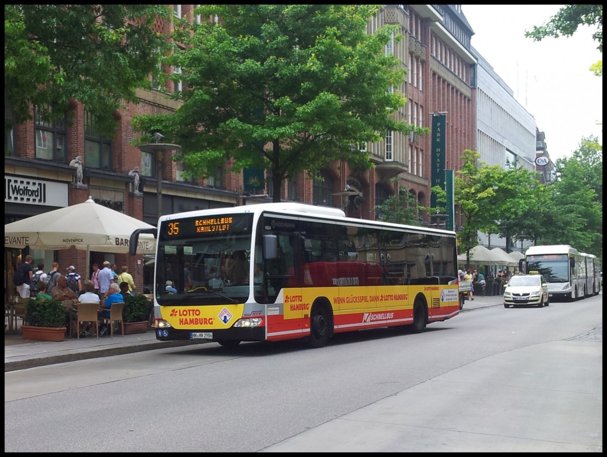 Mercedes Citaro II der Hamburger Hochbahn AG in Hamburg.