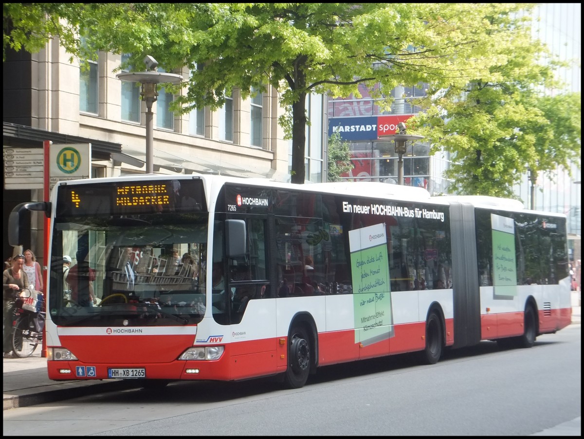 Mercedes Citaro II der Hamburger Hochbahn AG in Hamburg.