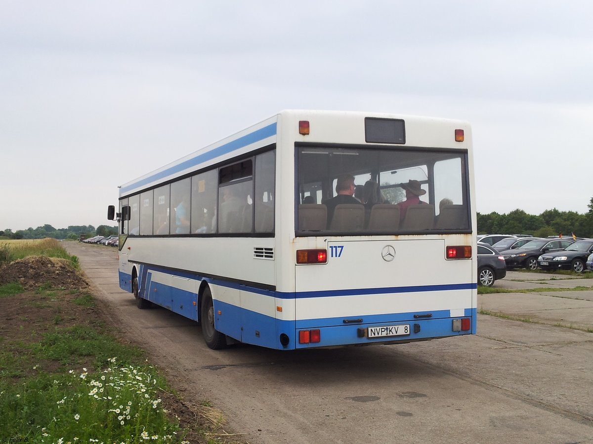 Mercedes O 405 der Kraftverkehrsgesellschaft mbH Ribnitz-Damgarten in P�tnitz.