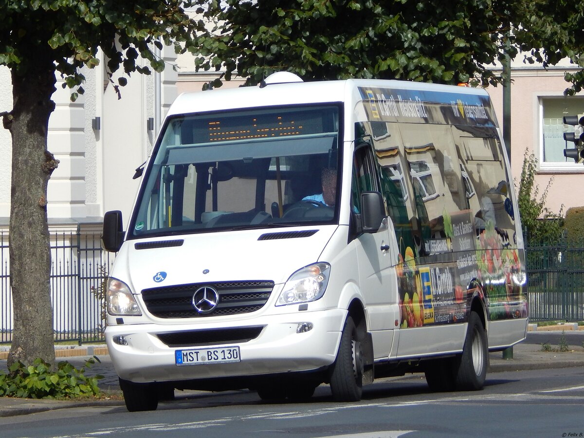 Mercedes Sprinter von Becker-Strelitz Reisen aus Deutschland in Neustrelitz.