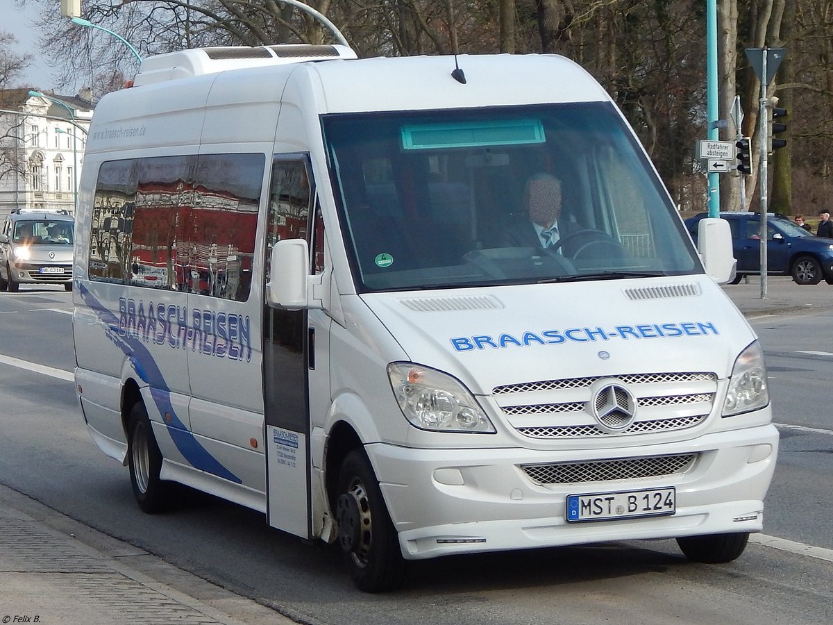 Mercedes Sprinter von Braasch Reisen aus Deutschland in Neubrandenburg.