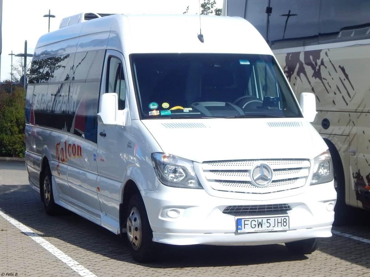 Mercedes Sprinter von Falcon aus Polen in Hannover.