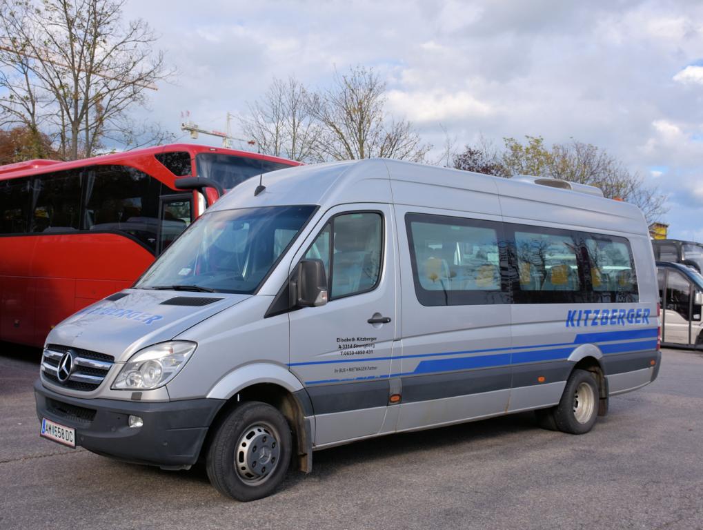 Mercedes Sprinter von Kitzberger Reisen aus sterreich 10/2017 in Krems.