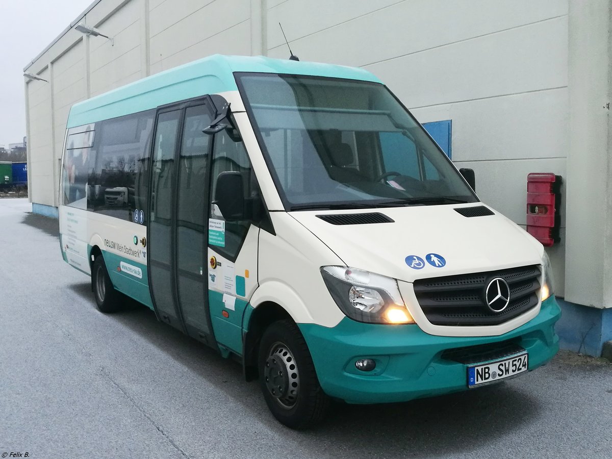 Mercedes Sprinter der Neubrandenburger Verkehrsbetriebe in Neubrandenburg.