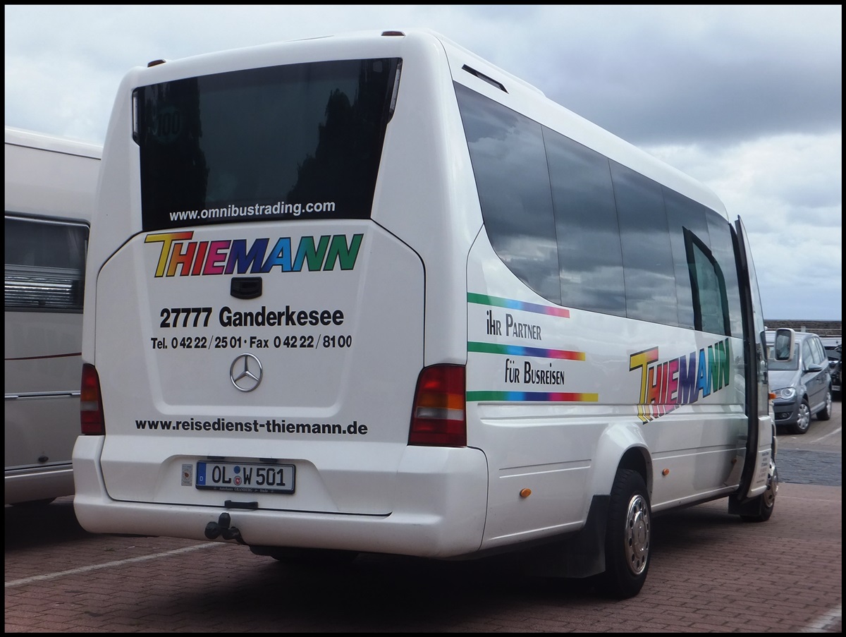 Mercedes Sprinter von Thiemann aus Deutschland im Stadthafen Sassnitz.